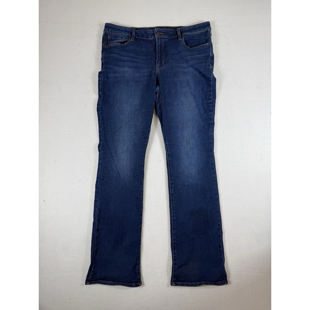 Old Navy Kicker Boot Cut Jeans Womens Size 16 Long Mid Rise Medium Wash Stretch
